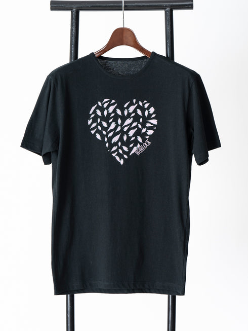 花びらハートTシャツ