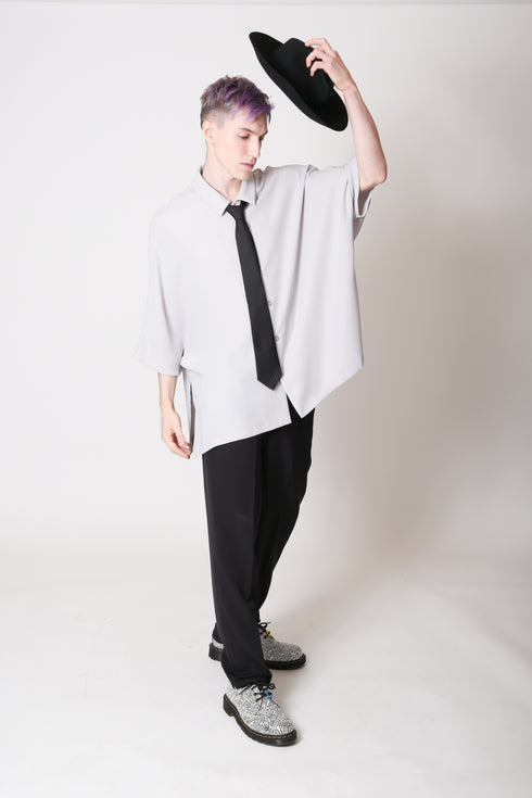 シャツ×パンツ